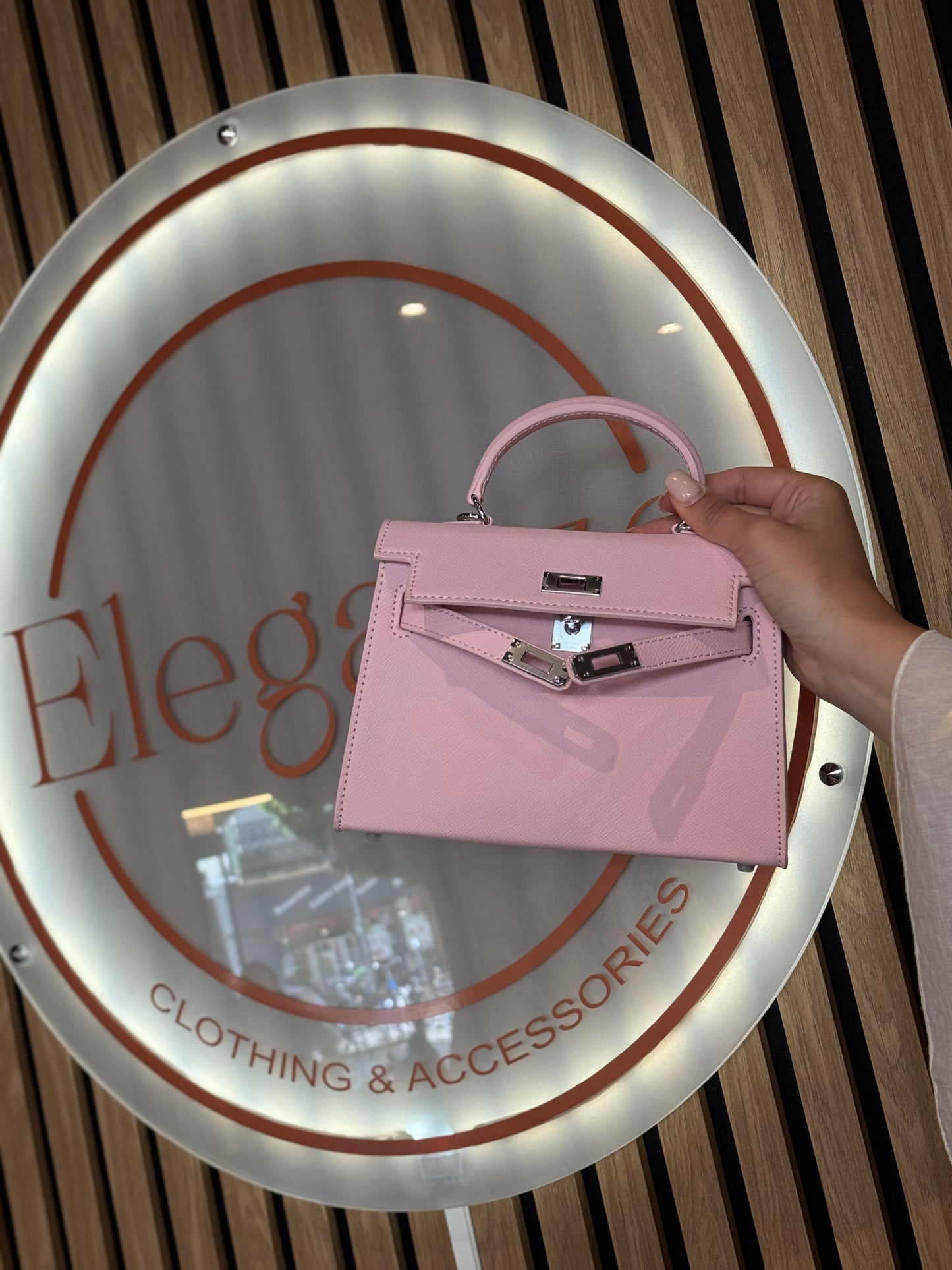 SAC INSPI KELLY FERMOIR ARGENTÉ
