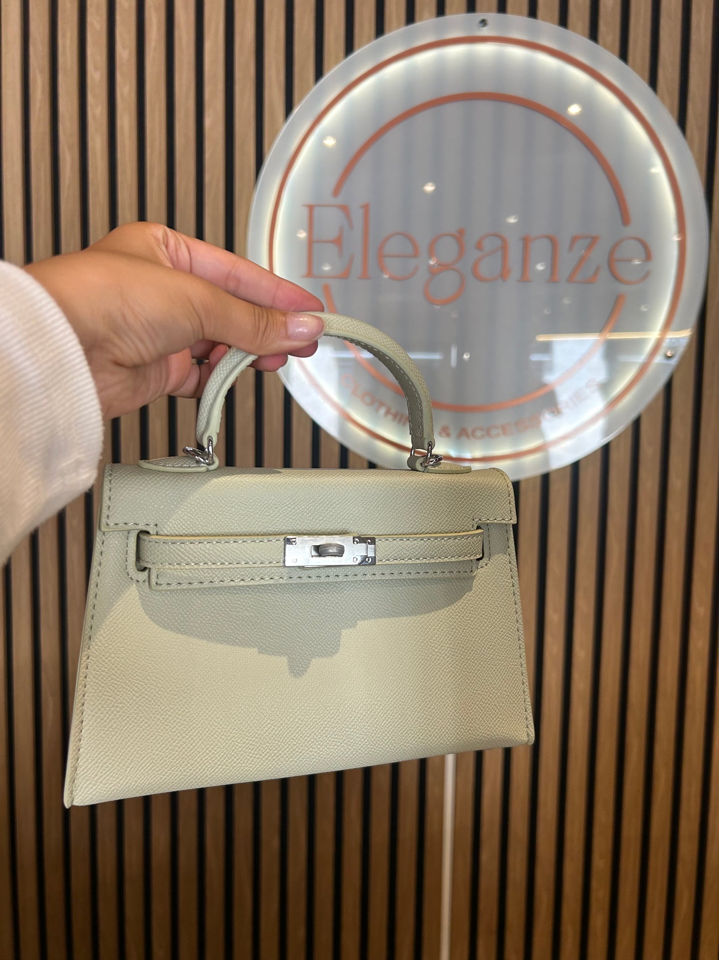 SAC INSPI KELLY FERMOIR ARGENTÉ